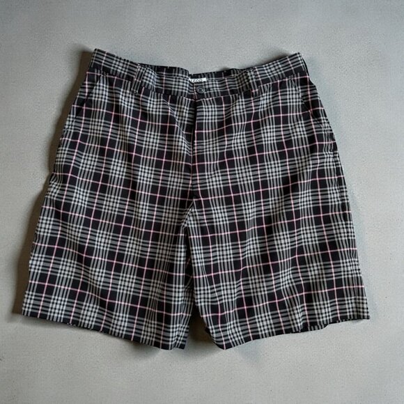 IZOD Men's Performance Black Pink Plaid Shorts Size 36 - Picture 2 of 8